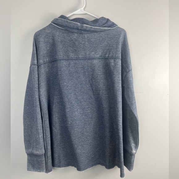 NWT Altard State Cropped Cowl Neck Hoodie Sweatshirt raw hem size large - Picture 3 of 3